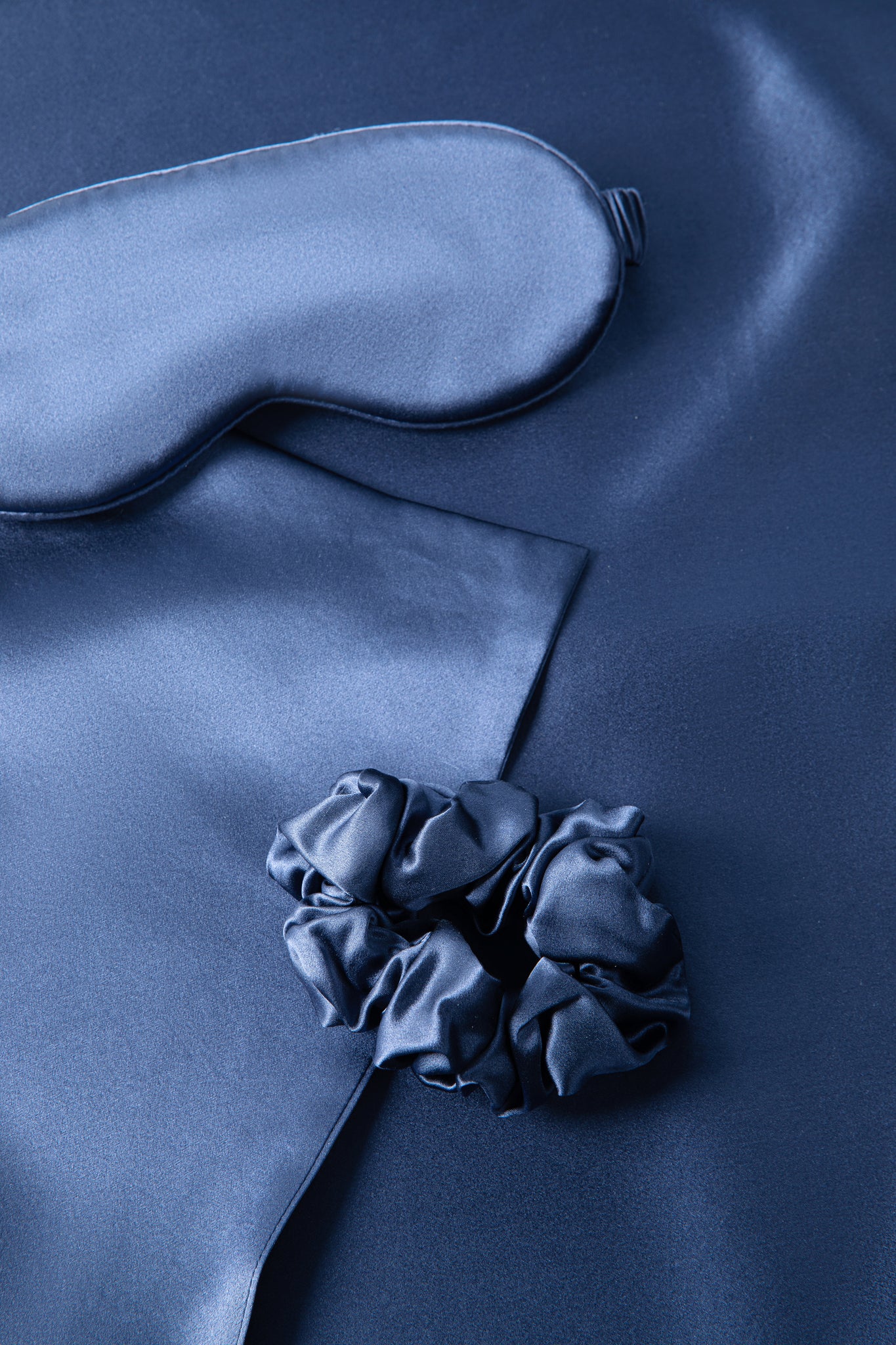 Midnight Blue Pure Silk Pillowcase Sleep Set