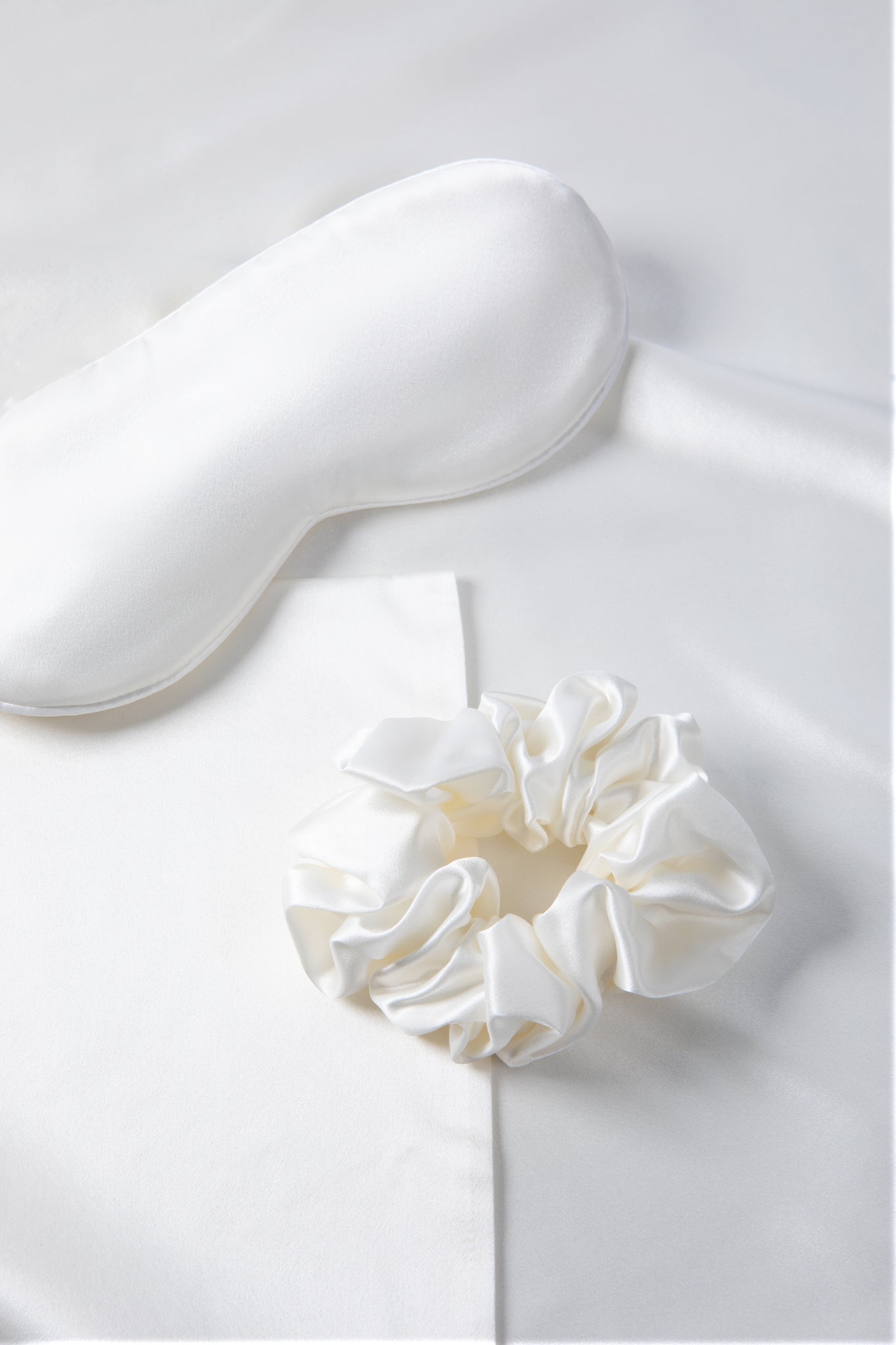 Soft Ivory Pure Silk Pillowcase Sleep Set