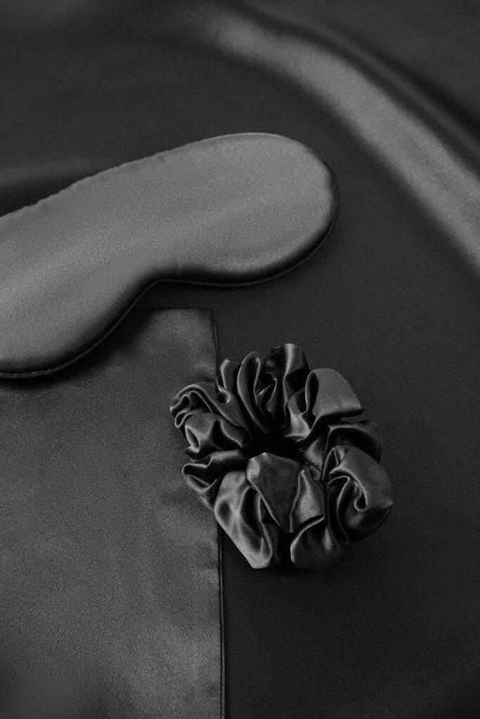 Onyx Black Pure Silk Pillowcase Sleep Set